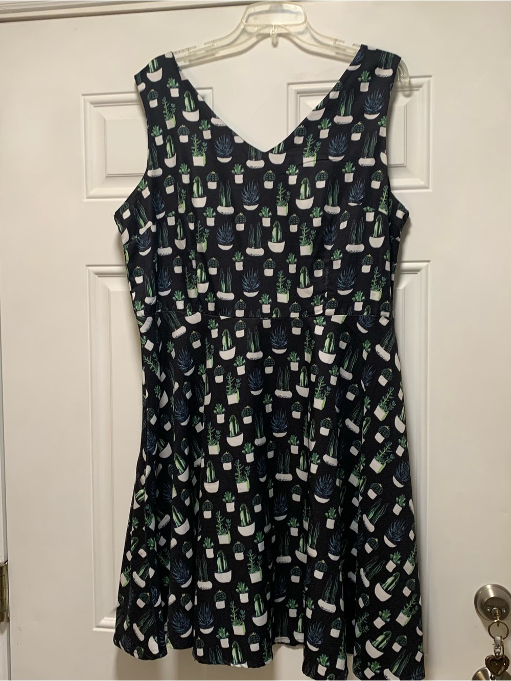 SHEIN Black Sleeveless Fit-and-Flare Dress with Green and White Cactus Print